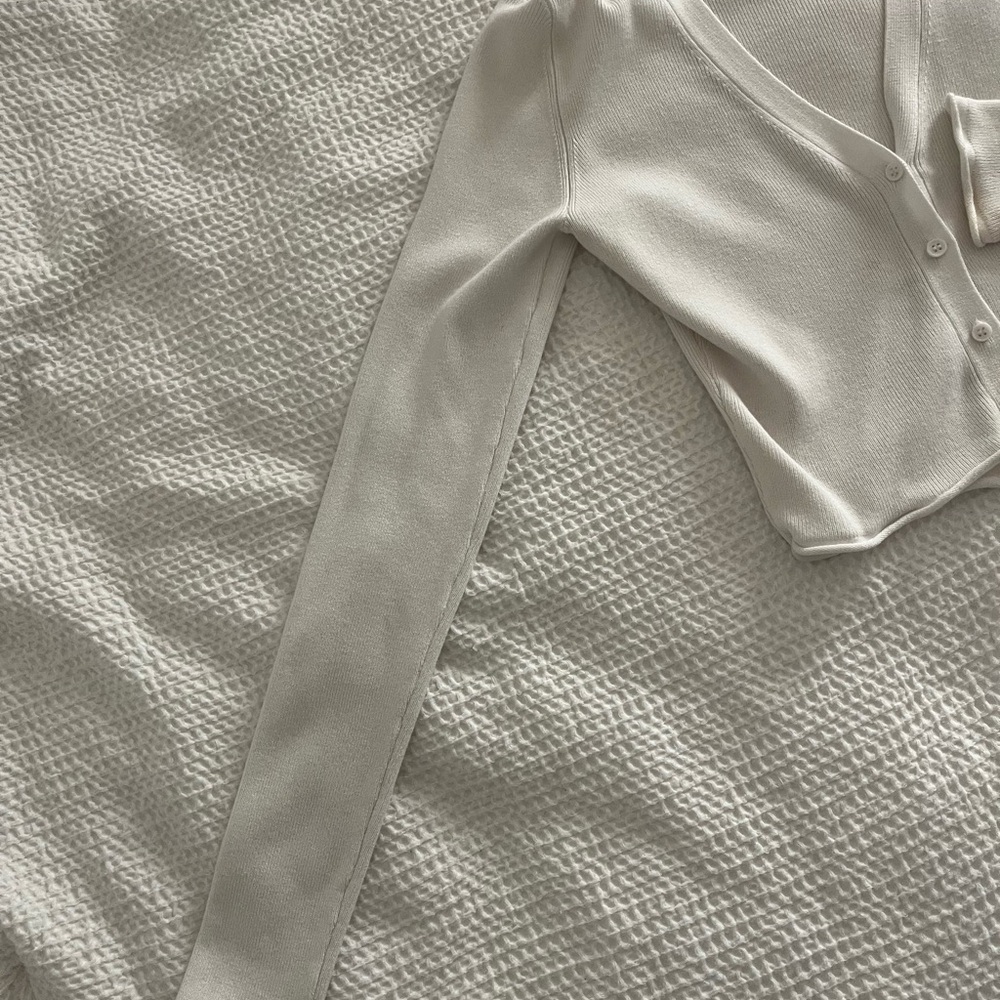 Cropped button down - Picture 2 of 4